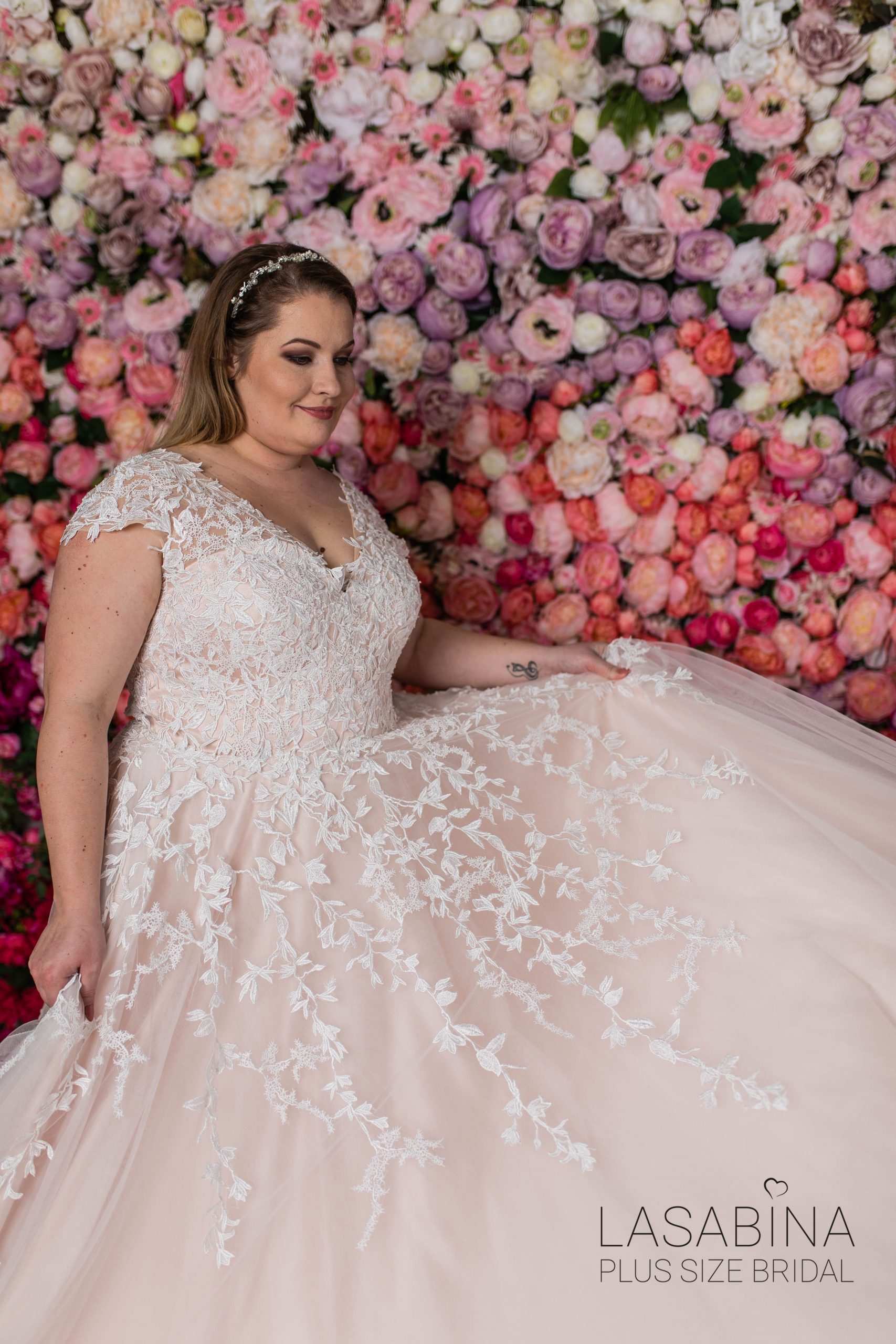 VENUS plus size wedding dress - LASABINA Plus Size Bridal