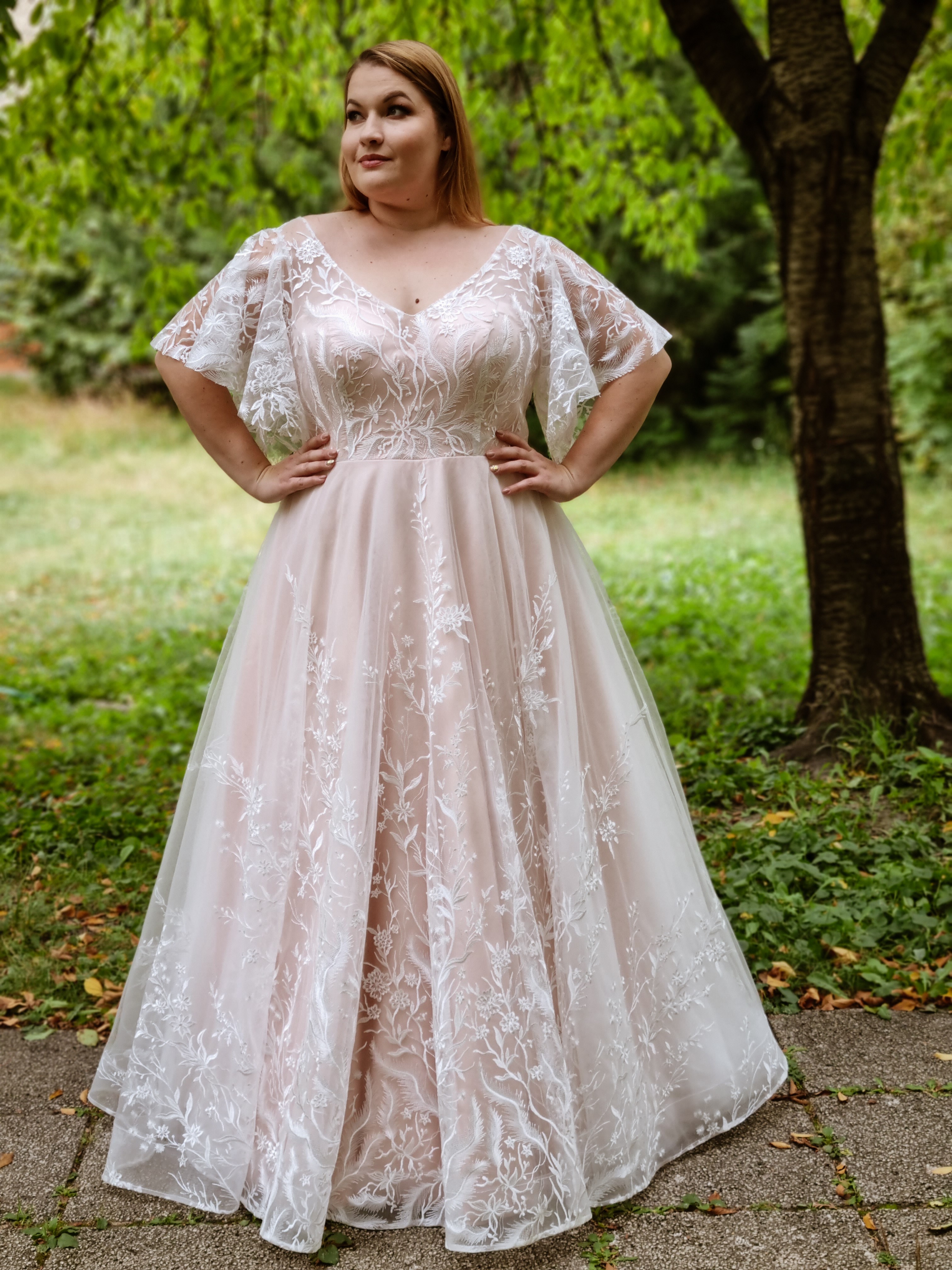 journalist Produktion kande ARIEL plus size wedding dress - LASABINA Plus Size Bridal